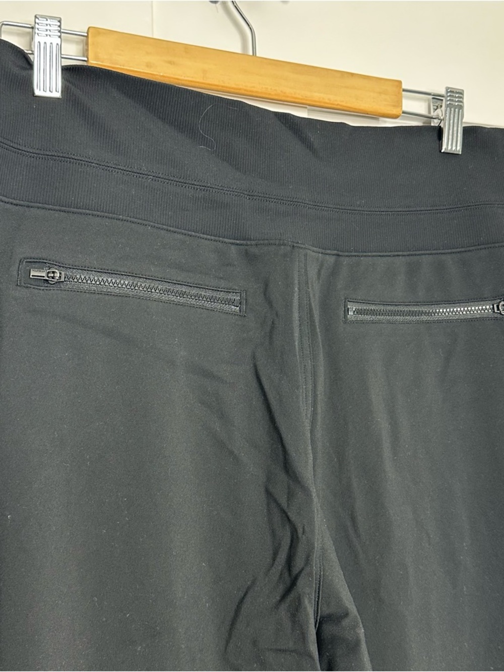 Athleta Venice Flare Pant Large black high rise Athleisure travel pockets casual - Picture 6 of 15